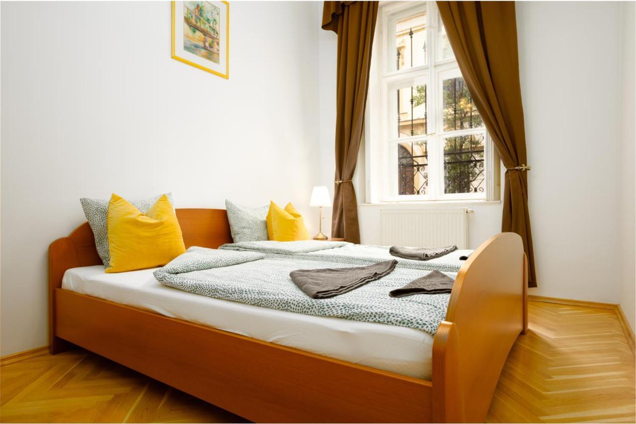 Emerald Suite With Free Parking بودابست المظهر الخارجي الصورة